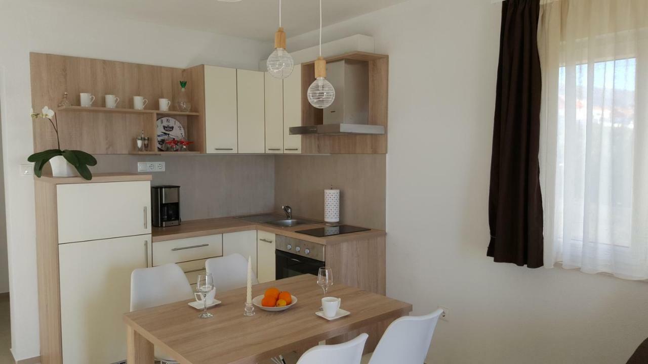 Apartments Anaivana Trogir Ngoại thất bức ảnh