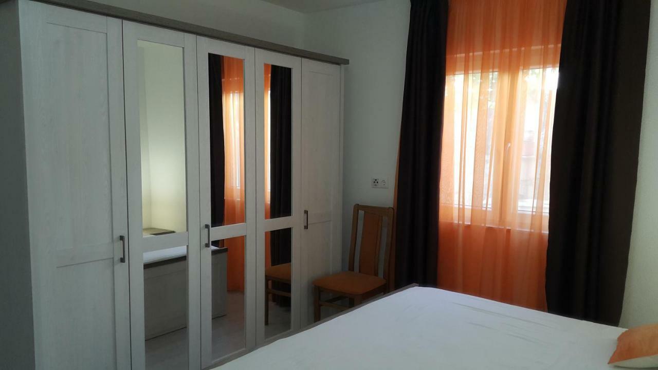 Apartments Anaivana Trogir Ngoại thất bức ảnh