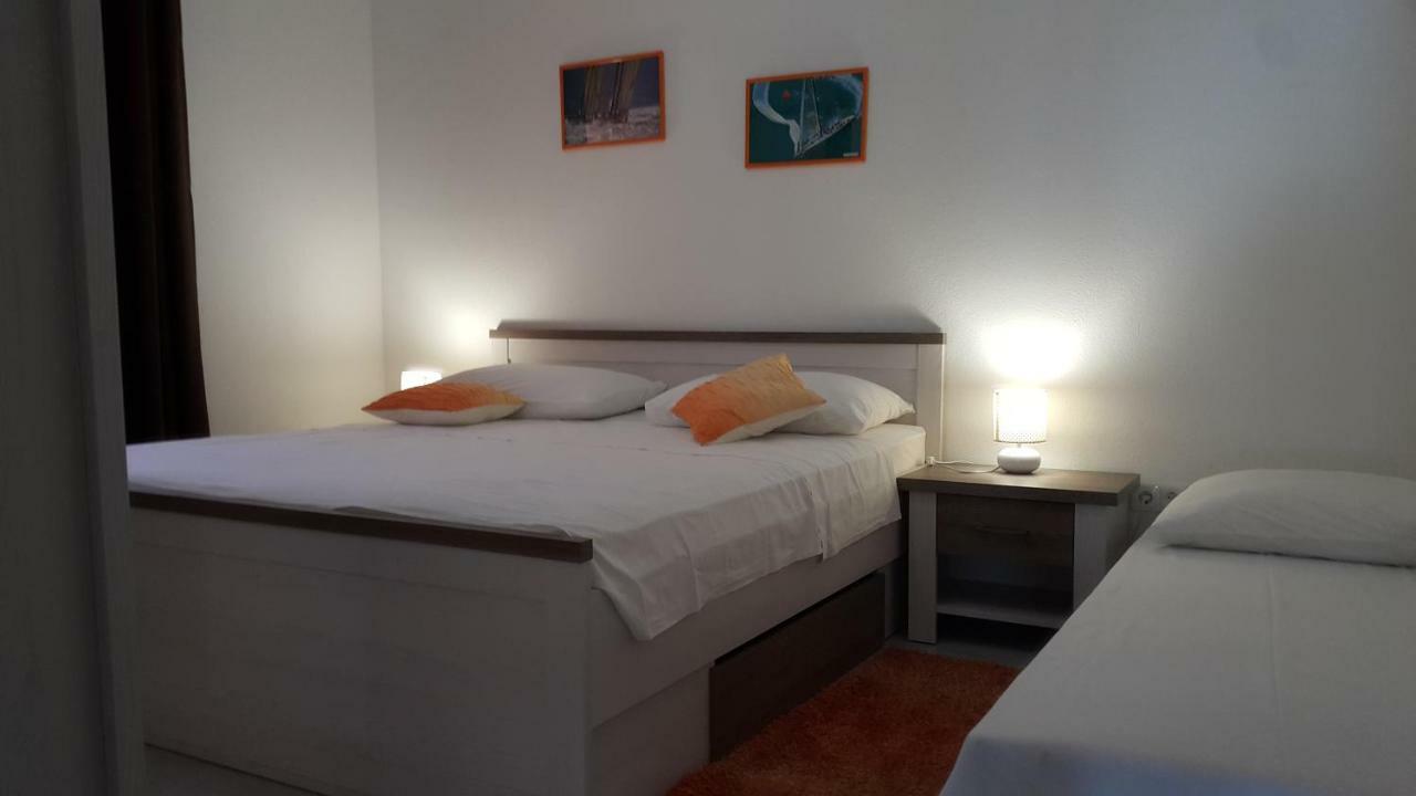 Apartments Anaivana Trogir Ngoại thất bức ảnh