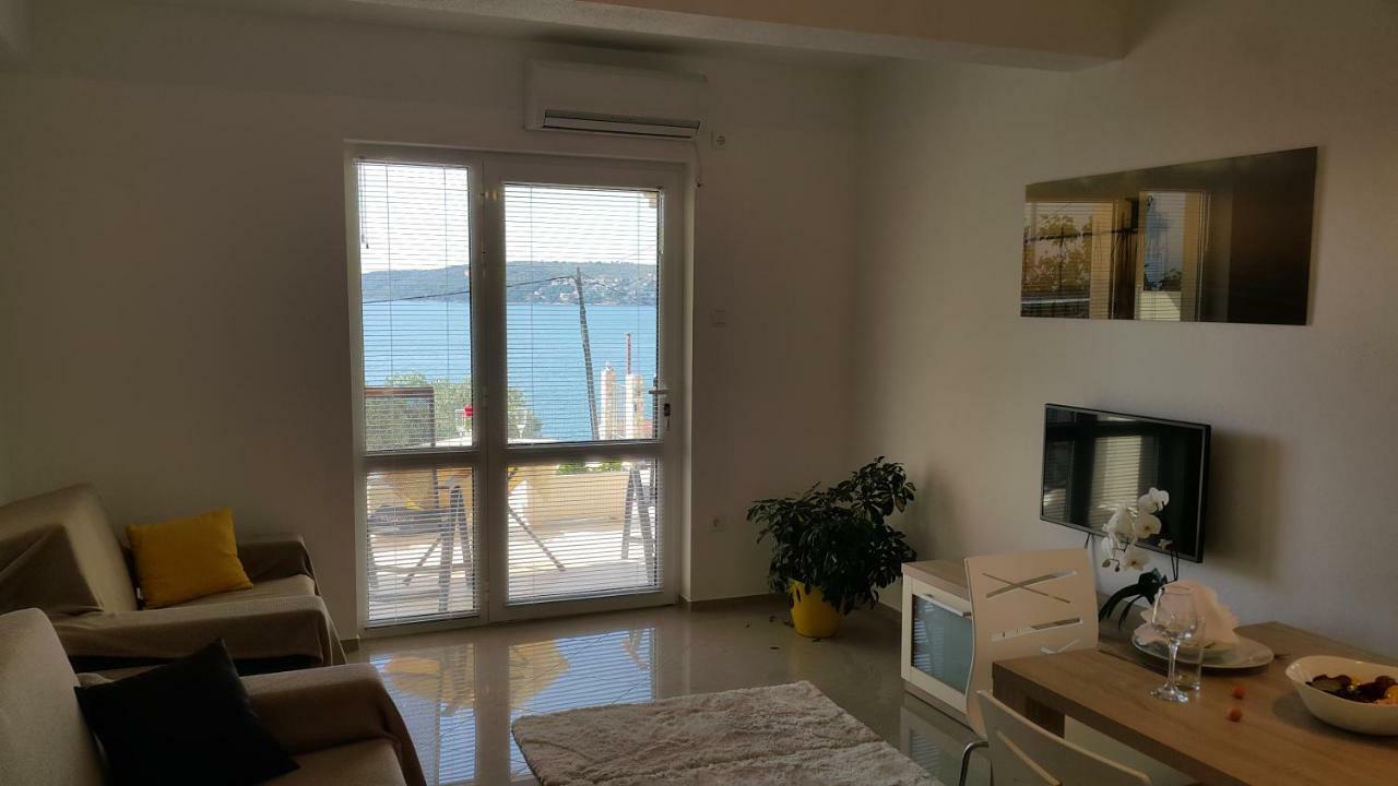Apartments Anaivana Trogir Ngoại thất bức ảnh
